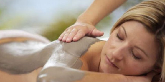 Dead Sea mud wrap treatment at EXHALE SPA Toronto Airport