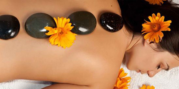 Hot stone massage at EXHALE SPA Toronto Airport