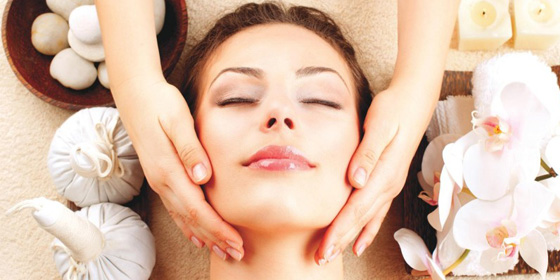 Express facial at EXHALE SPA Toronto Airport